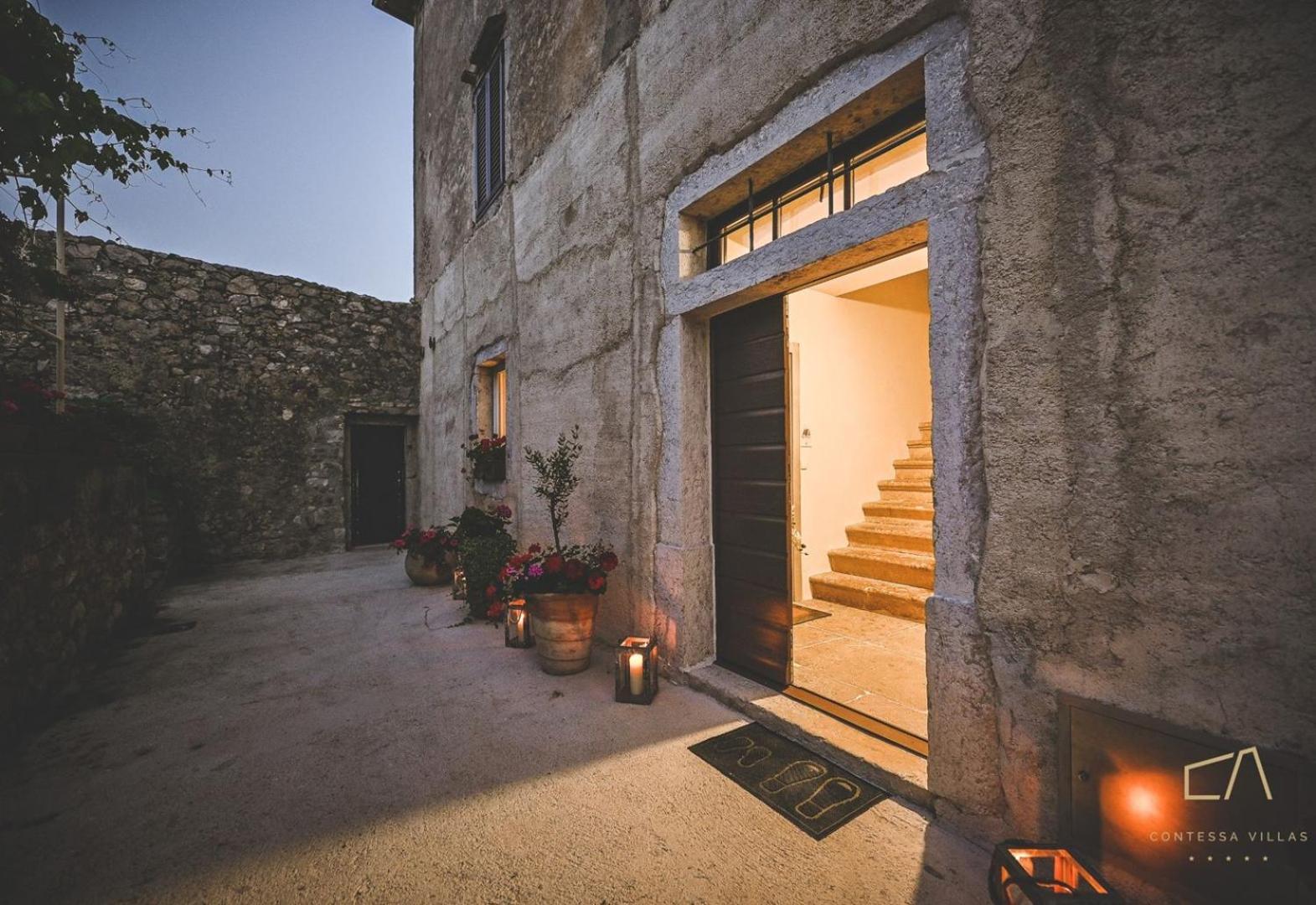 Galija Luxury Suites クルク エクステリア 写真
