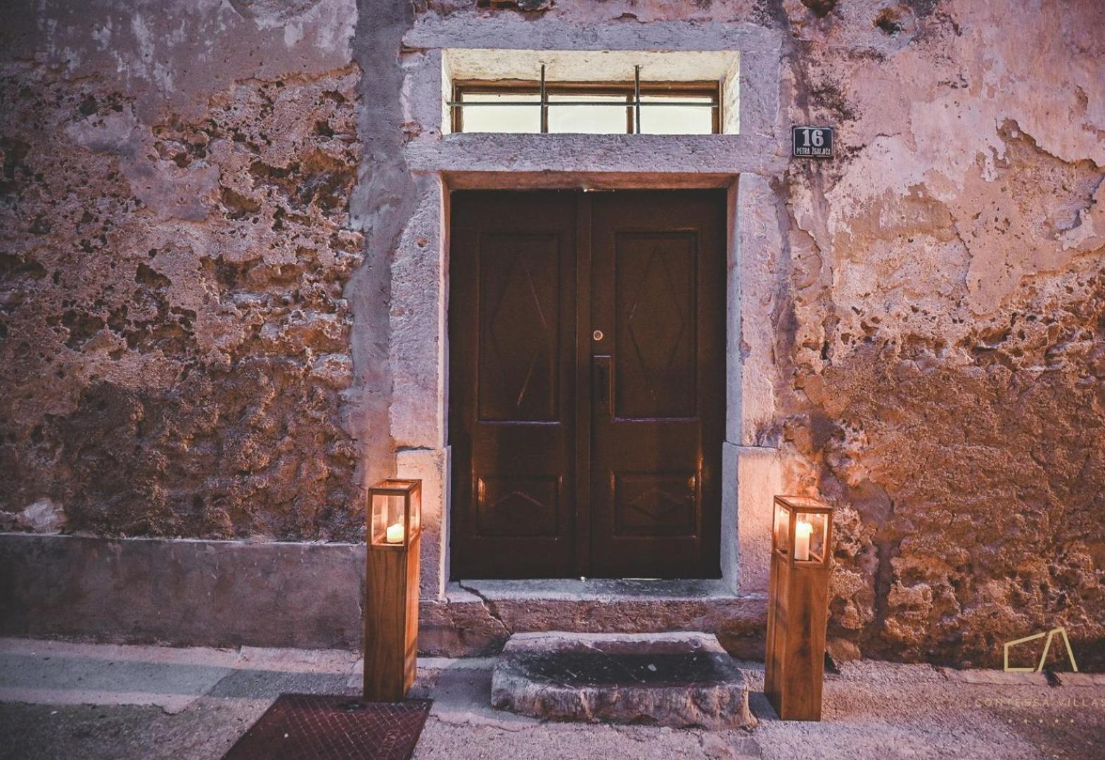 Galija Luxury Suites クルク エクステリア 写真